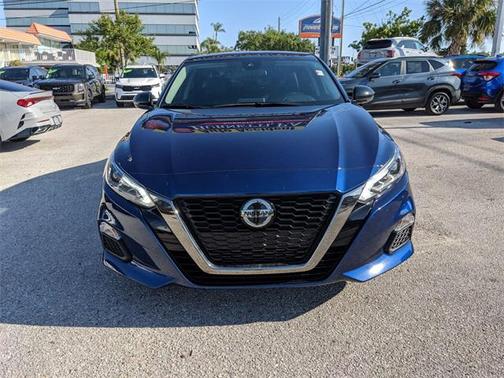 2021 Nissan Altima SR VC-Turbo FWD