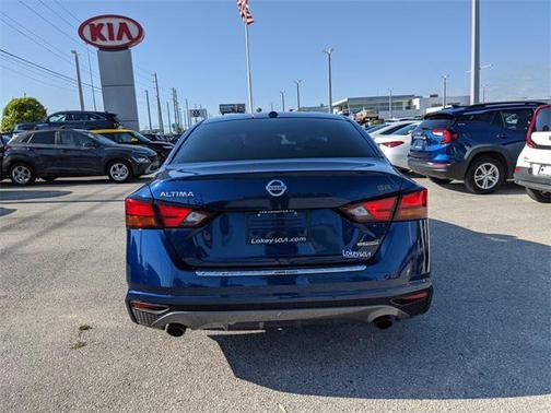 2021 Nissan Altima SR VC-Turbo FWD