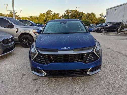 2025 Kia Sportage EX