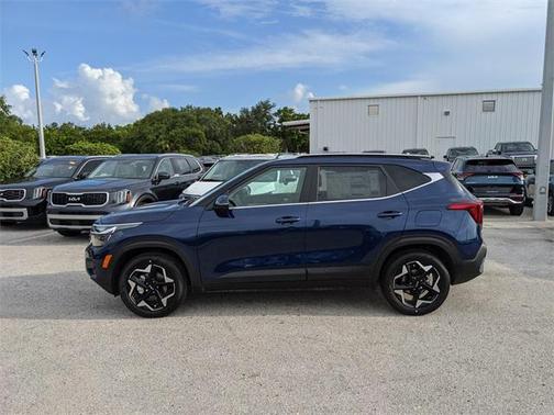 2025 Kia Seltos EX