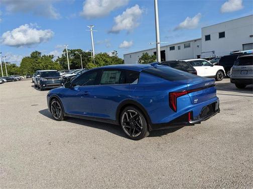 2025 Kia K4 GT-Line