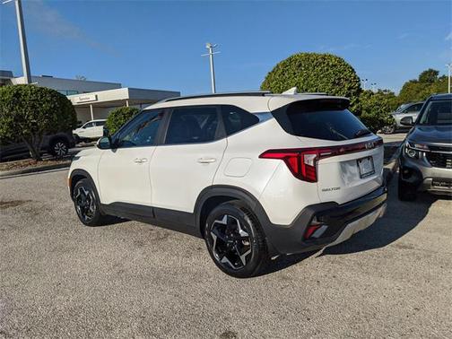 2024 Kia Seltos EX