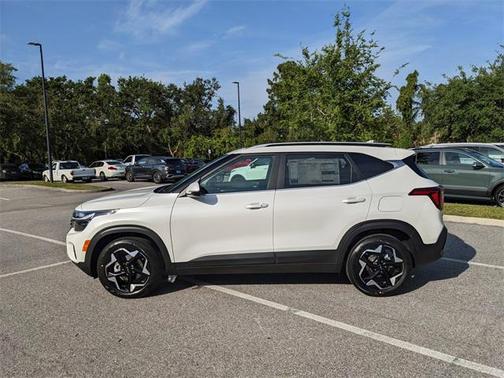 2025 Kia Seltos EX