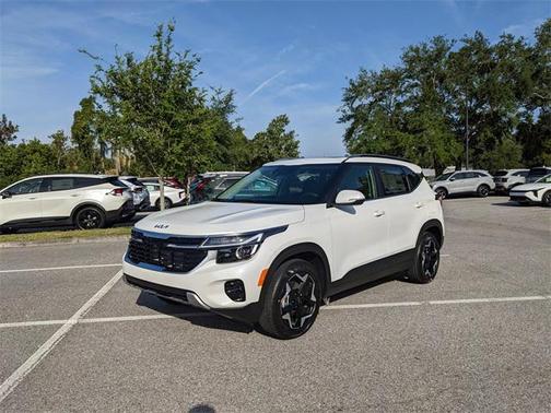 2025 Kia Seltos EX
