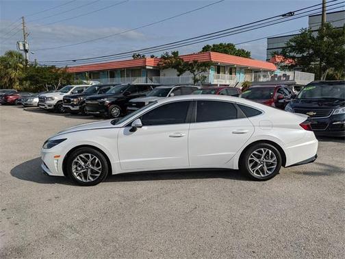 2023 Hyundai SONATA SEL