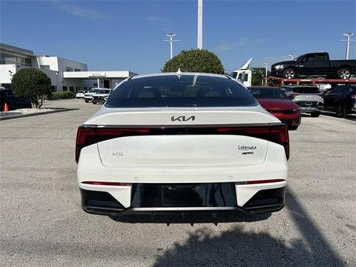 2025 Kia K5 GT-Line