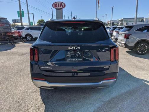 2025 Kia Sorento S