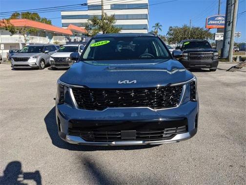 2025 Kia Sorento S