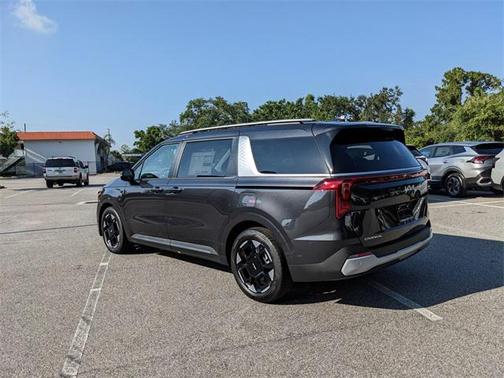 2025 Kia Carnival EX