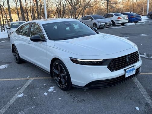 2024 Honda Accord Hybrid 