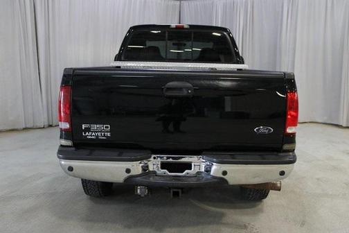 2004 Ford F-350 Lariat