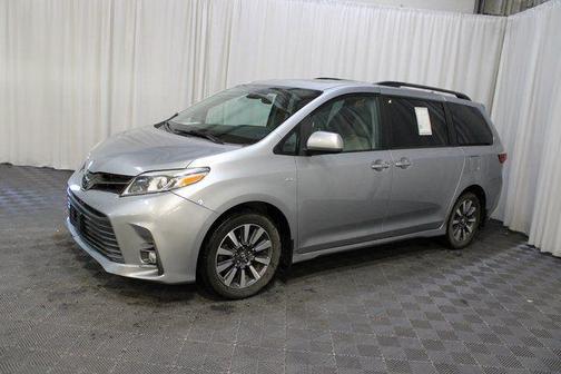2018 Toyota Sienna Limited