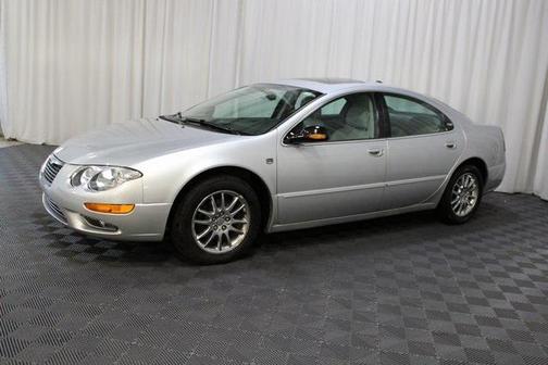 2004 Chrysler 300M Base