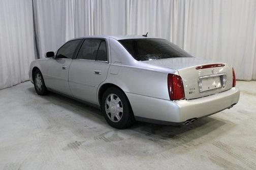 2005 Cadillac DeVille Base