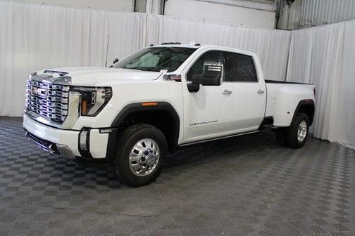 2026 GMC Sierra 3500 Denali