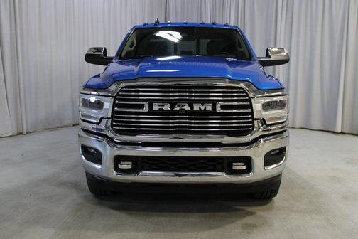 2020 RAM 2500 Laramie Crew Cab 4x4 6'4' Box
