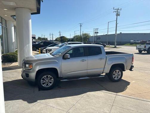 Quicksilver Metallic 2019 GMC Canyon SLE