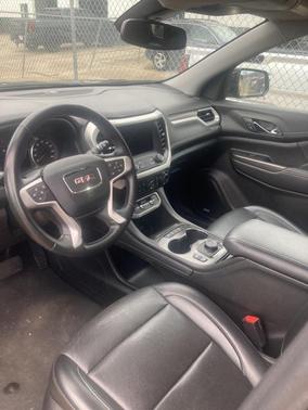 2023 GMC Acadia AWD SLT