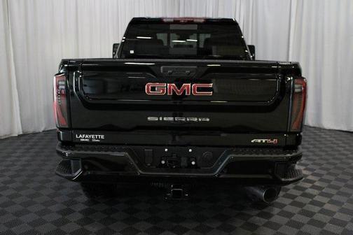 2025 GMC Sierra 2500 AT4