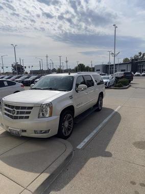2013 Cadillac Escalade ESV Premium