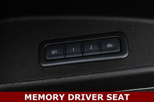 Shadow Gray Metallic 2020 Chevrolet Suburban Premier