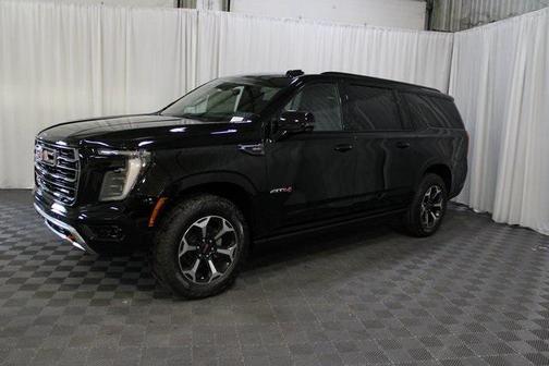 2026 GMC Yukon XL 4WD AT4