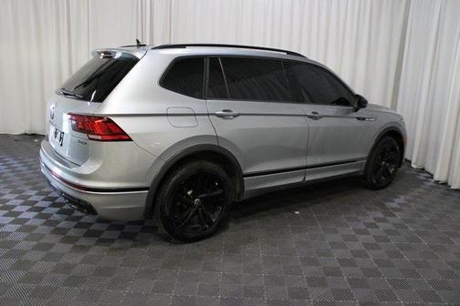 2023 Volkswagen Tiguan 2.0T SE R-Line Black 4MOTION