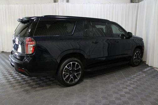 2024 Chevrolet Suburban RST