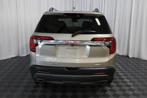 2023 GMC Acadia AWD AT4