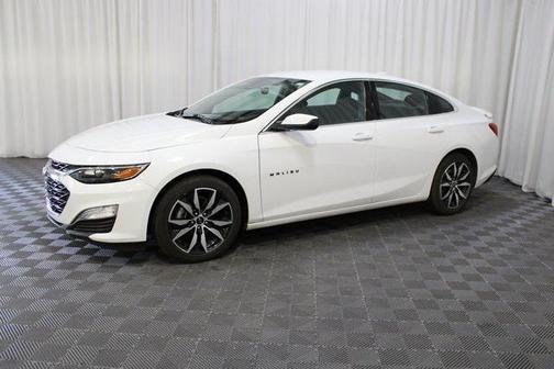 2024 Chevrolet Malibu FWD RS