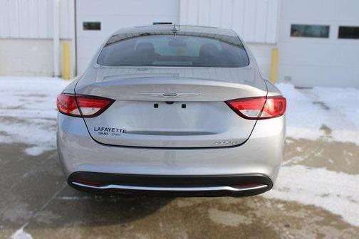 2015 Chrysler 200 C