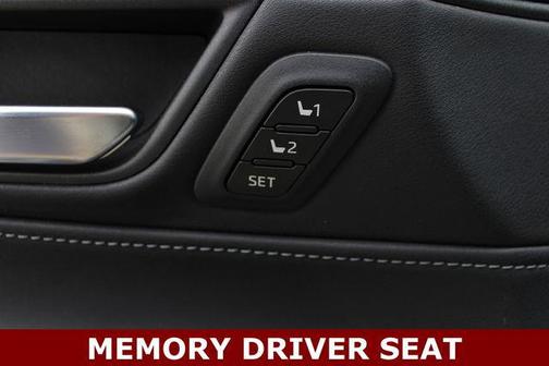 Blizzard Pearl 2021 Toyota Venza Limited