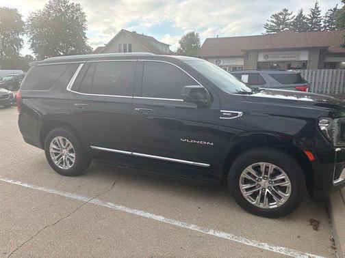 Onyx Black 2023 GMC Yukon SLT