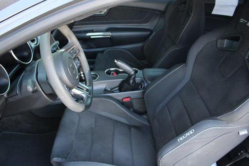 2017 Ford Shelby GT350 Base
