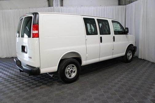 2025 GMC Savana 2500 Work Van