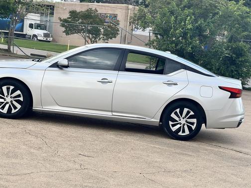 2020 Nissan Altima S FWD