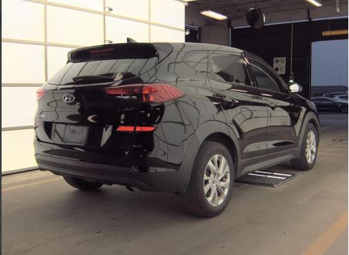 2019 Hyundai TUCSON SE