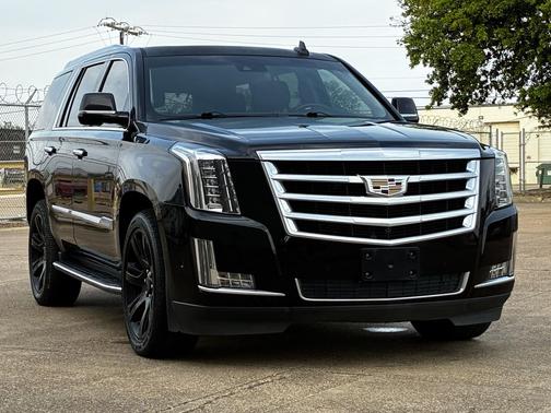2018 Cadillac Escalade Luxury