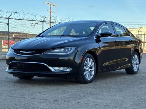 2015 Chrysler 200 C