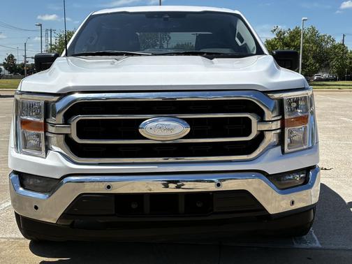 Oxford White 2021 Ford F-150 XLT