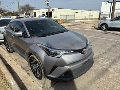 2018 Toyota C-HR XLE FWD