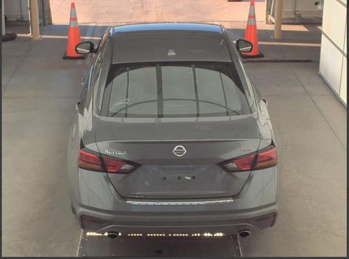 2020 Nissan Altima SR FWD