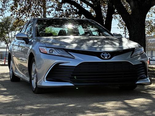 2021 Toyota Camry XLE