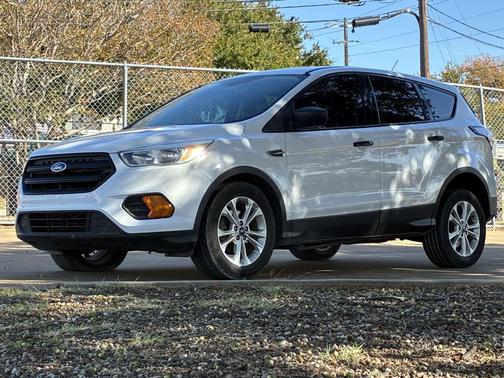 2017 Ford Escape S