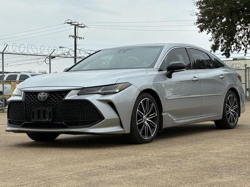 2019 Toyota Avalon Touring