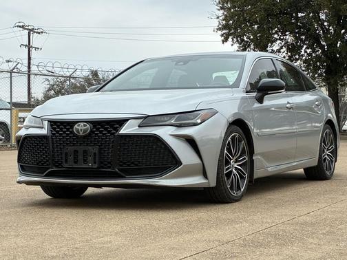 2019 Toyota Avalon Touring