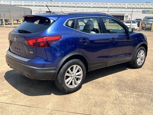 2018 Nissan Rogue Sport SV
