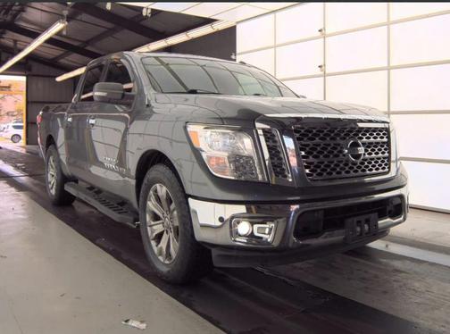 2019 Nissan Titan SV