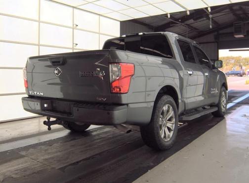 2019 Nissan Titan SV