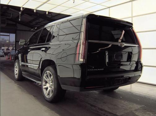 2015 Cadillac Escalade Luxury